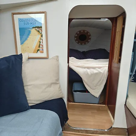 Escapade A Deux Sur Un Voilier A Sur Botel *